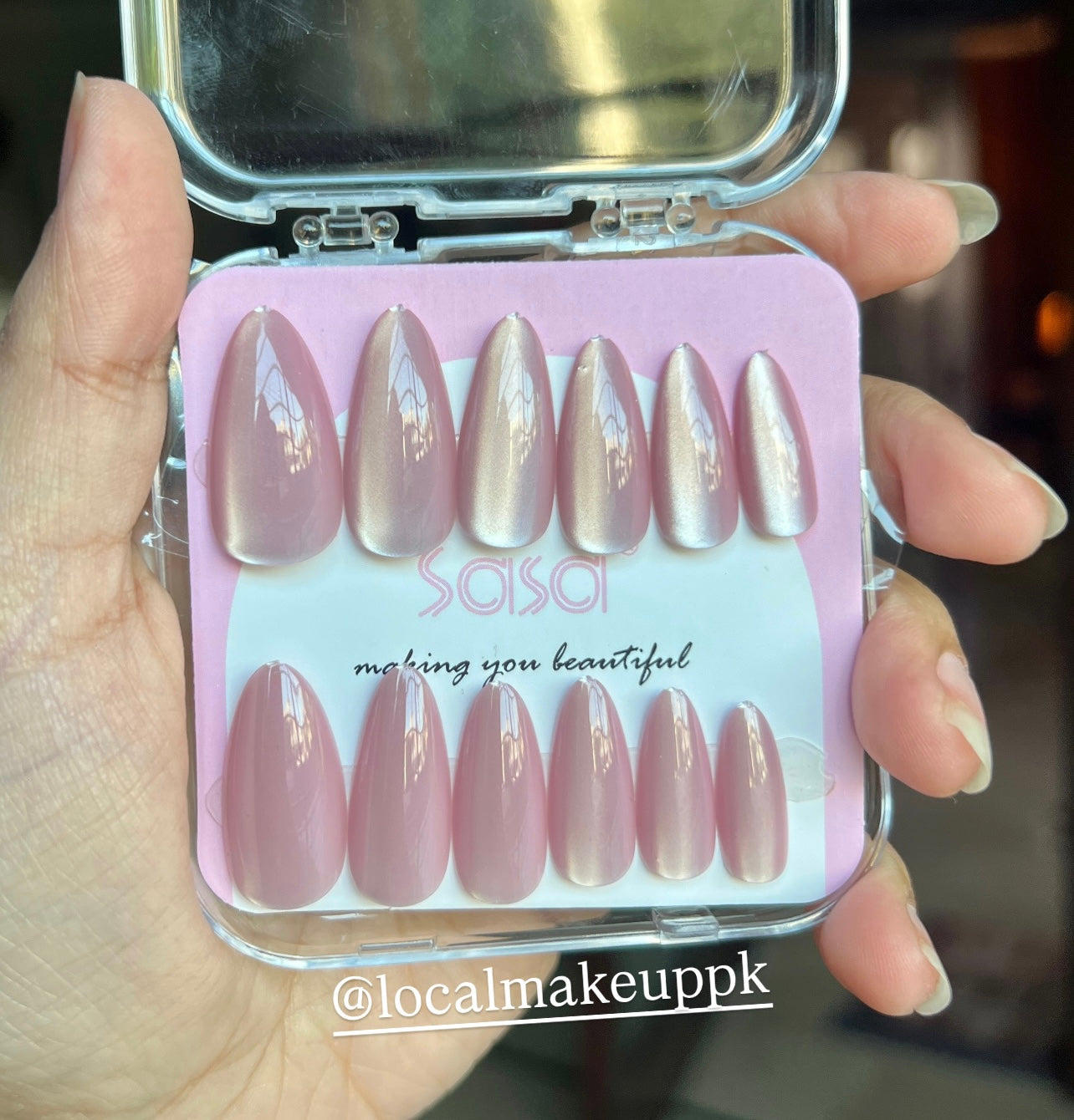 Sasa Cat Eye Press On Nails