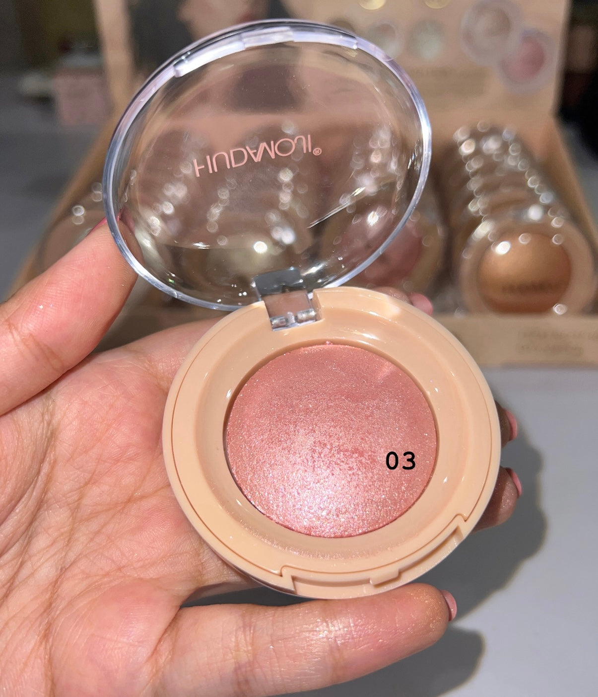 Hudamoji Shimmer Highlighter