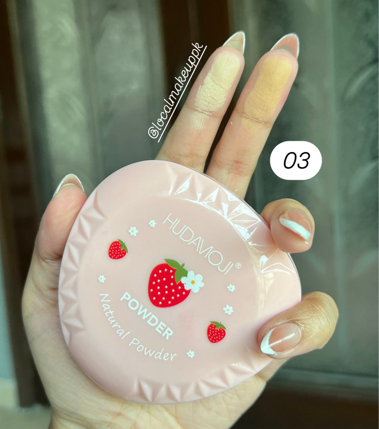 Hudamoji Strawberry Compact Powder