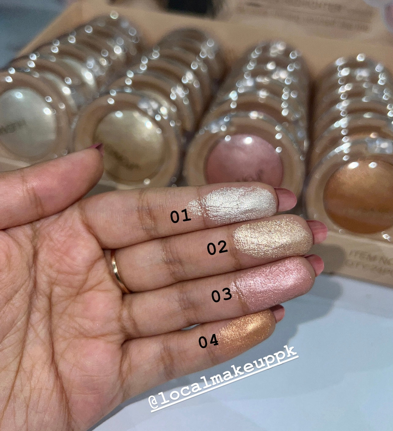 Hudamoji Shimmer Highlighter