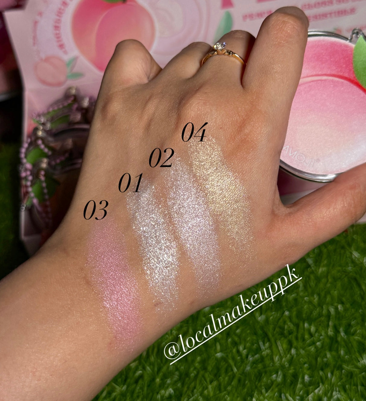 Hudamoji Peach Highlighter 🍑