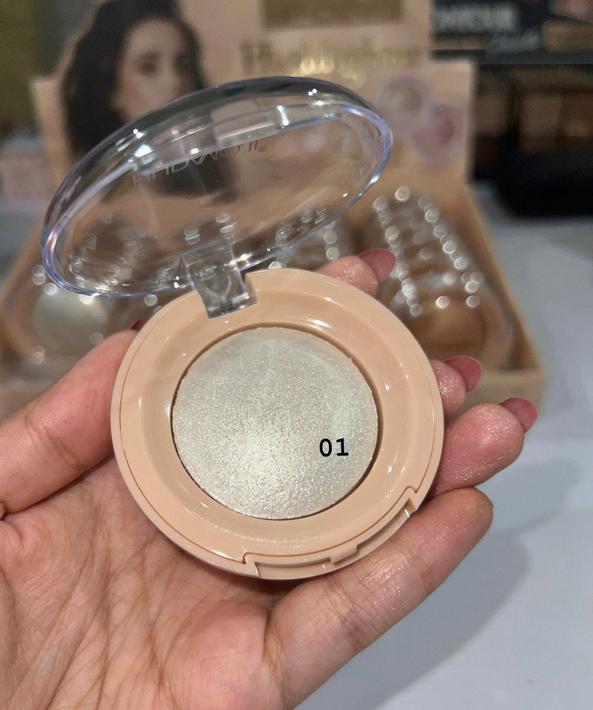 Hudamoji Shimmer Highlighter
