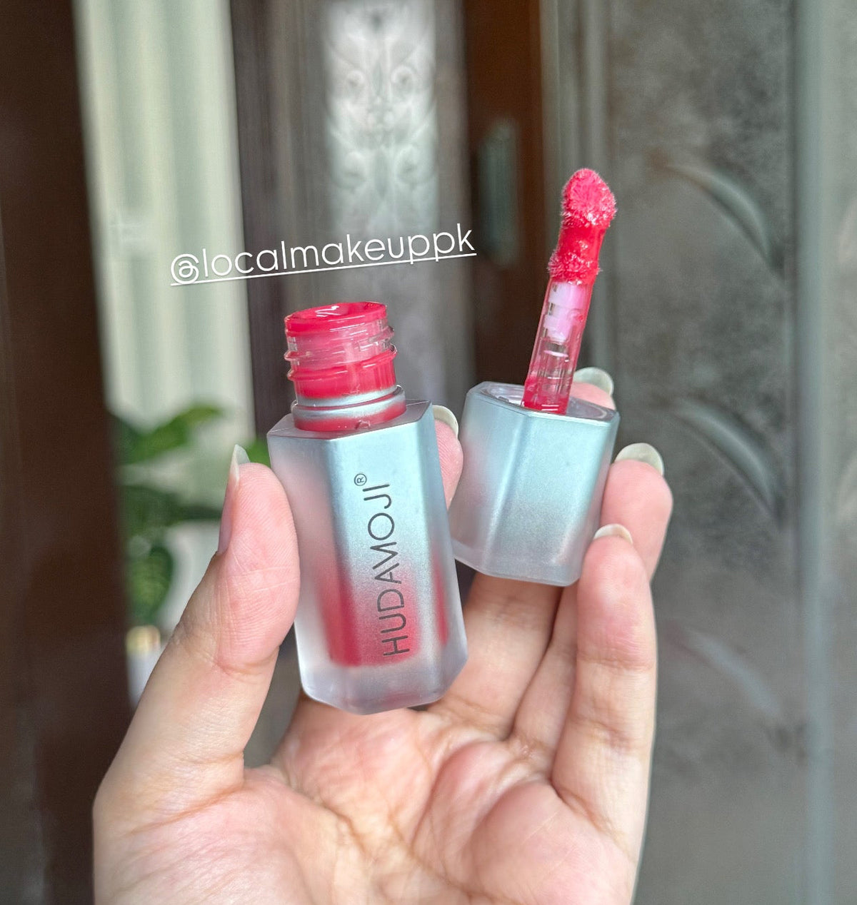 Hudamoji Lustrous Lip Gloss