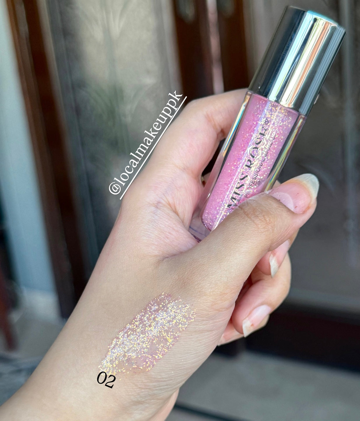 Miss Rose Liquid Glitter Eyeshadow