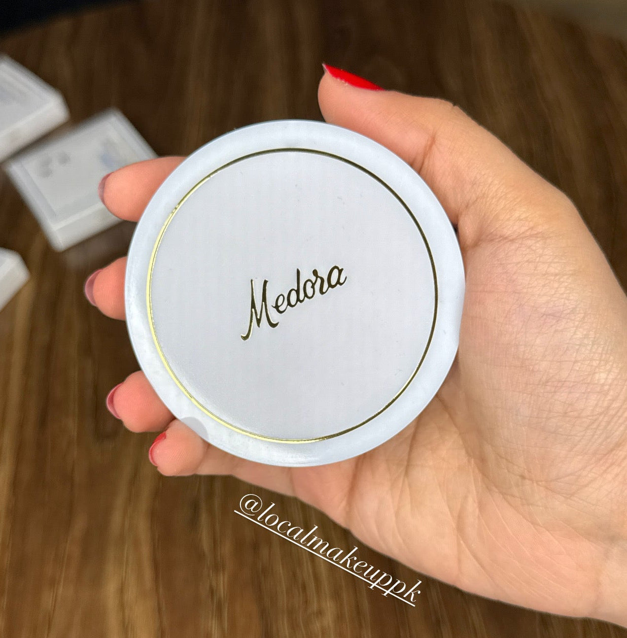 Medora Compact Powder