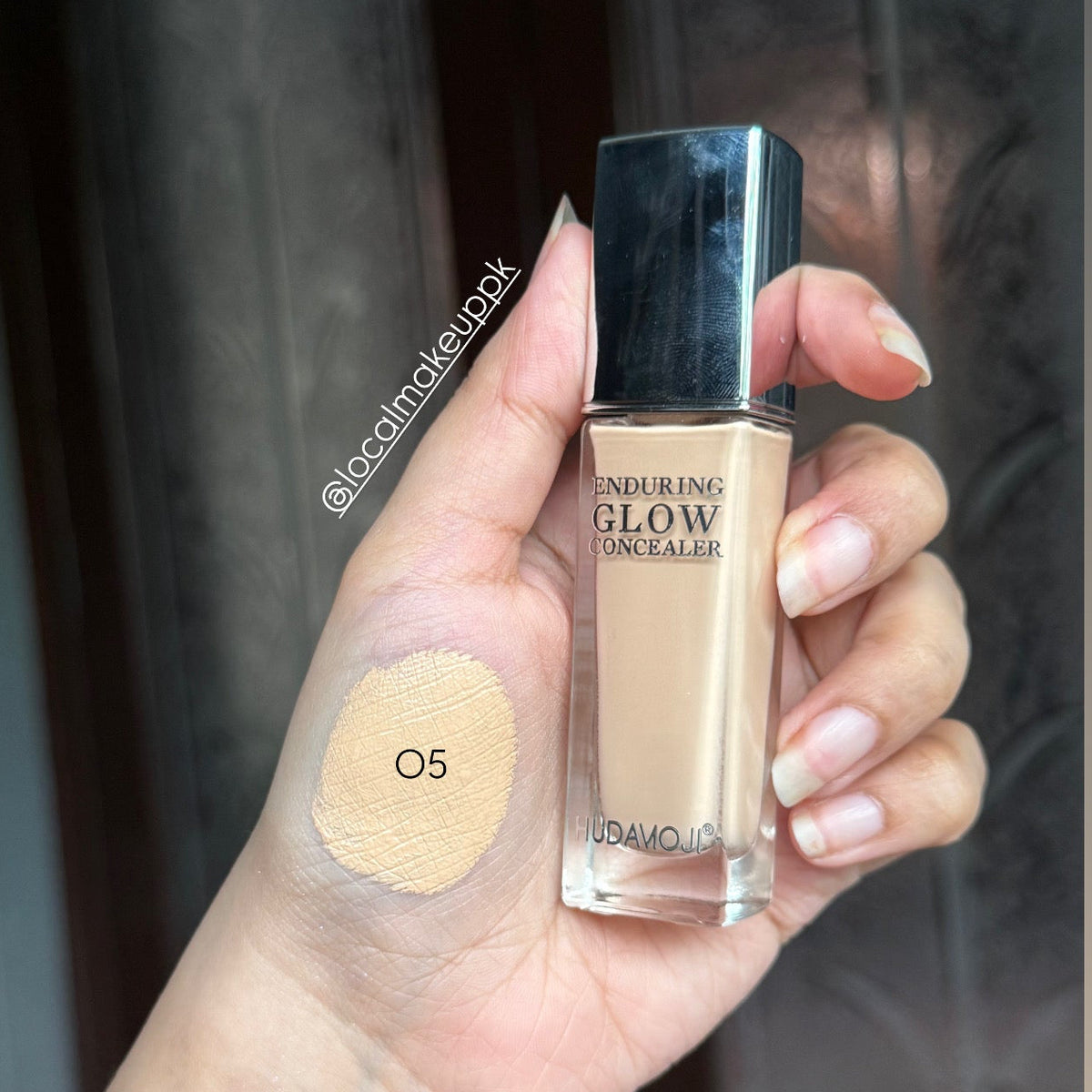 Hudamoji Enduring Glow Concealer