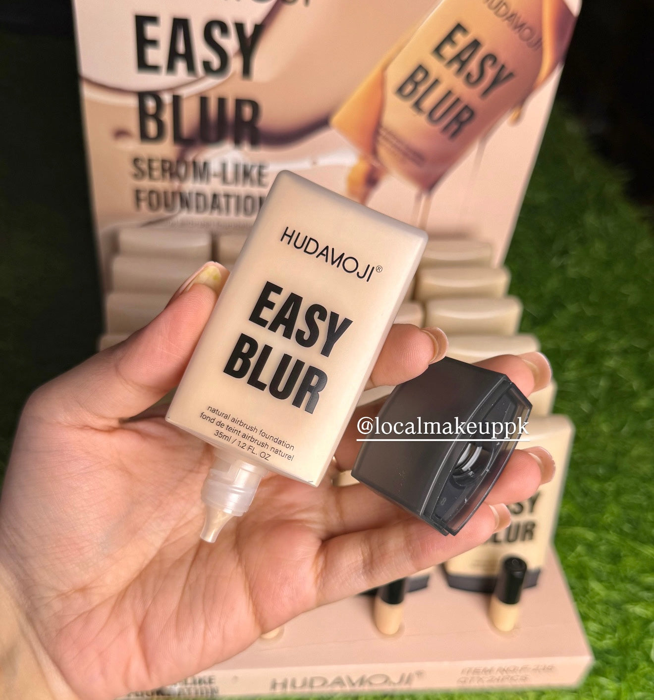 Hudamoji Easy Blur Foundation