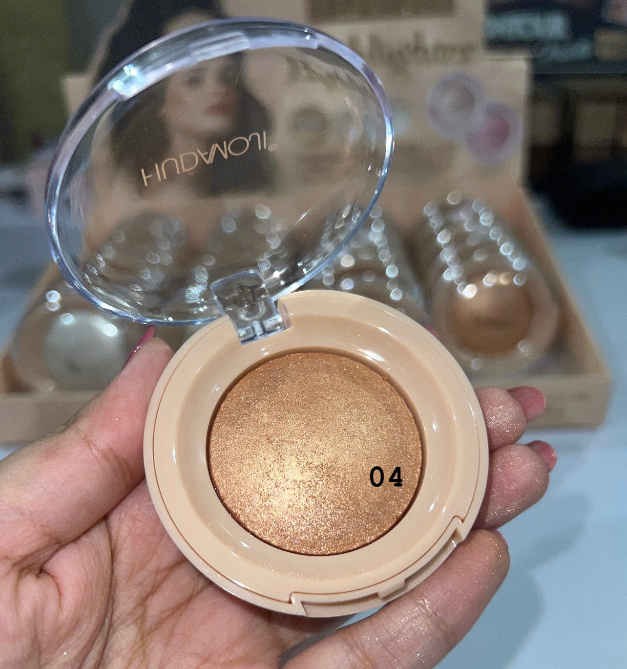 Hudamoji Shimmer Highlighter