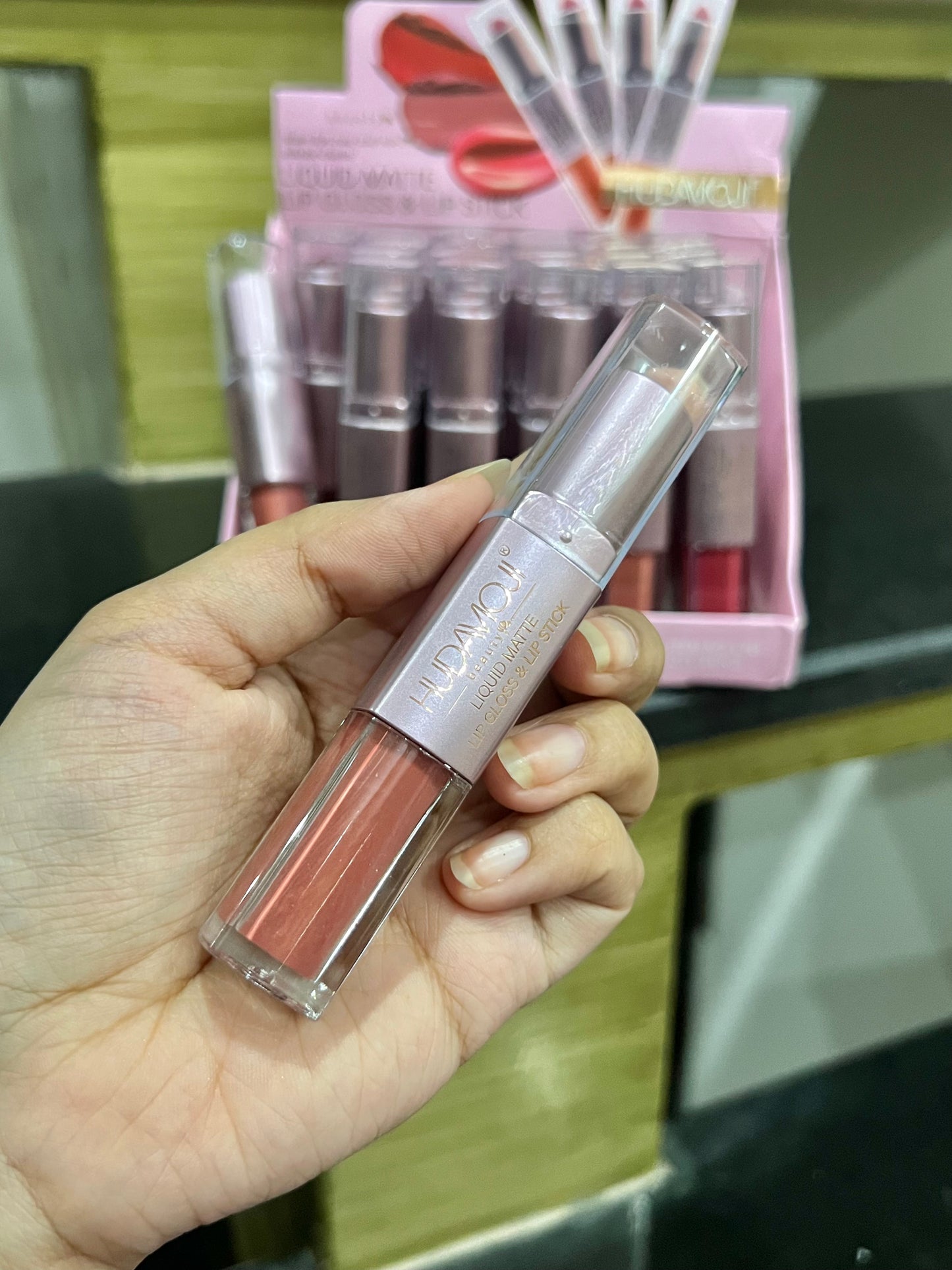 Hudamoji 2 in 1 Lipstick (Liquid and Bullet)