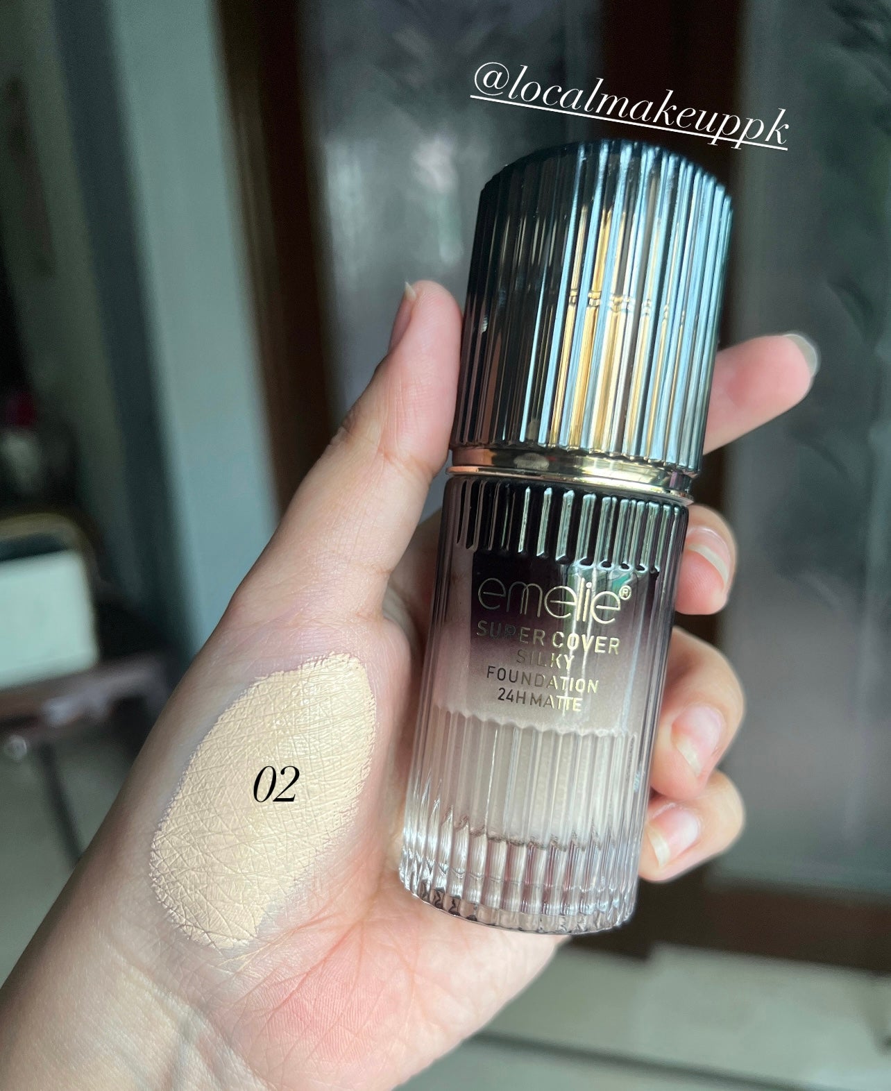 Emelie Super Cover Silky Foundation