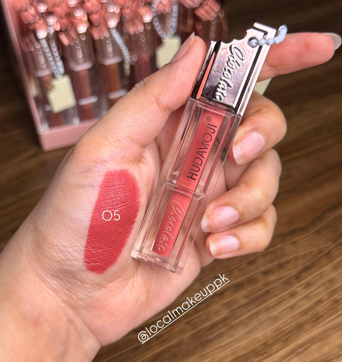 Hudamoji Chocolate Liquid Lipstick