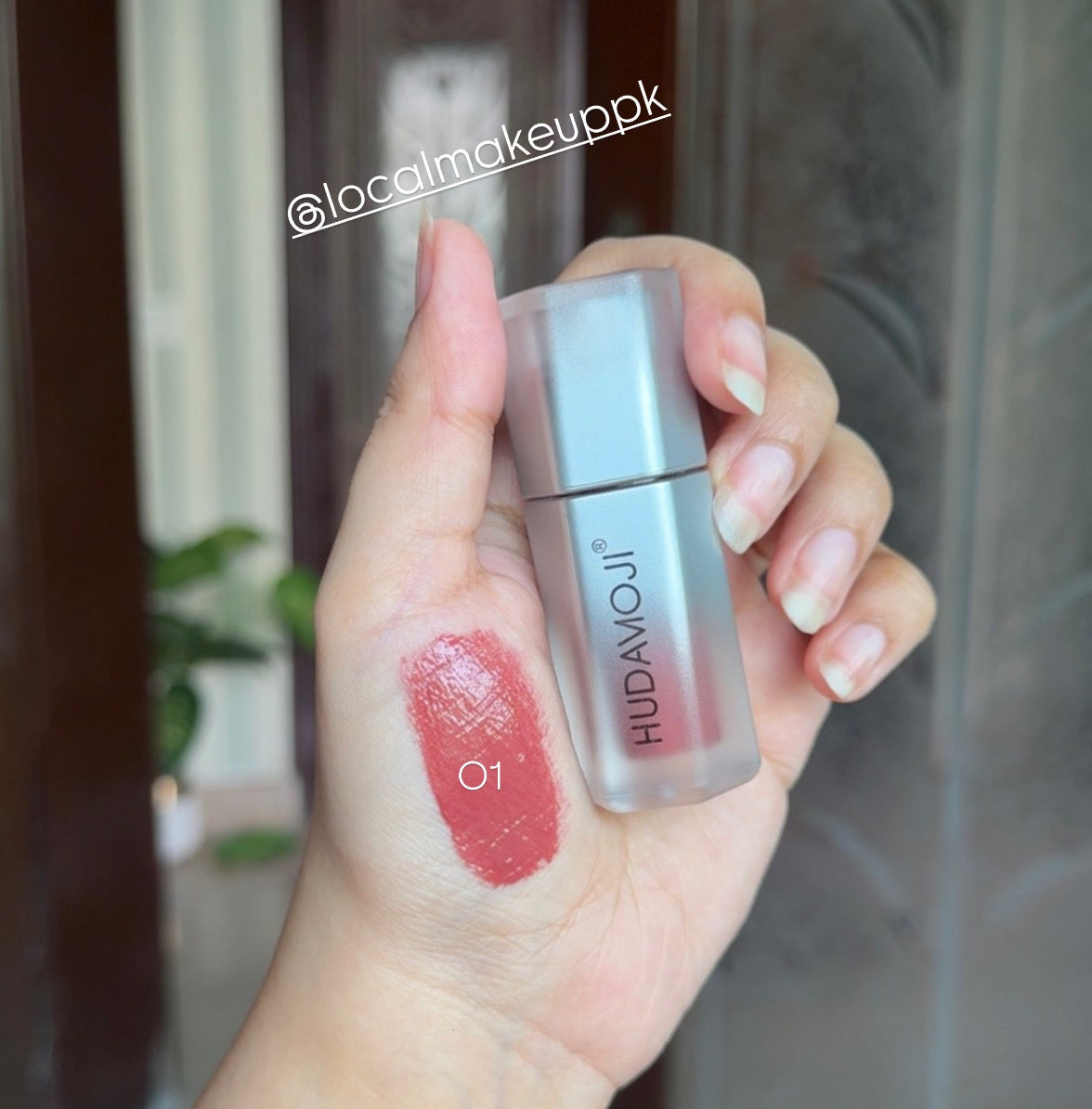 Hudamoji Lustrous Lip Gloss
