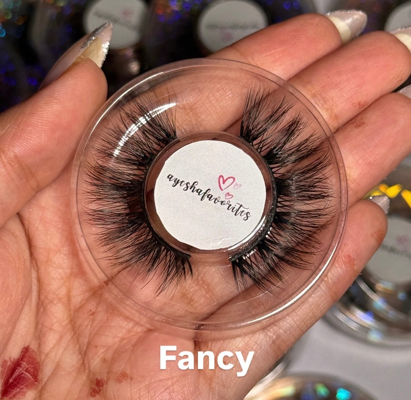 Ayesha Favorites Eyelashes