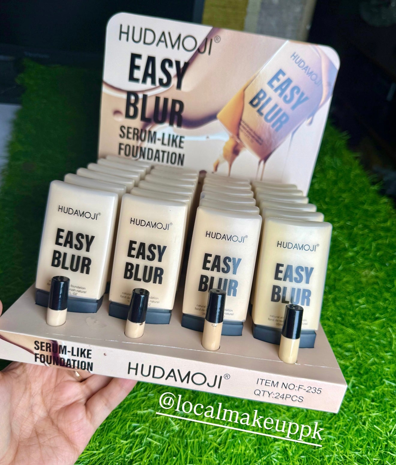 Hudamoji Easy Blur Foundation