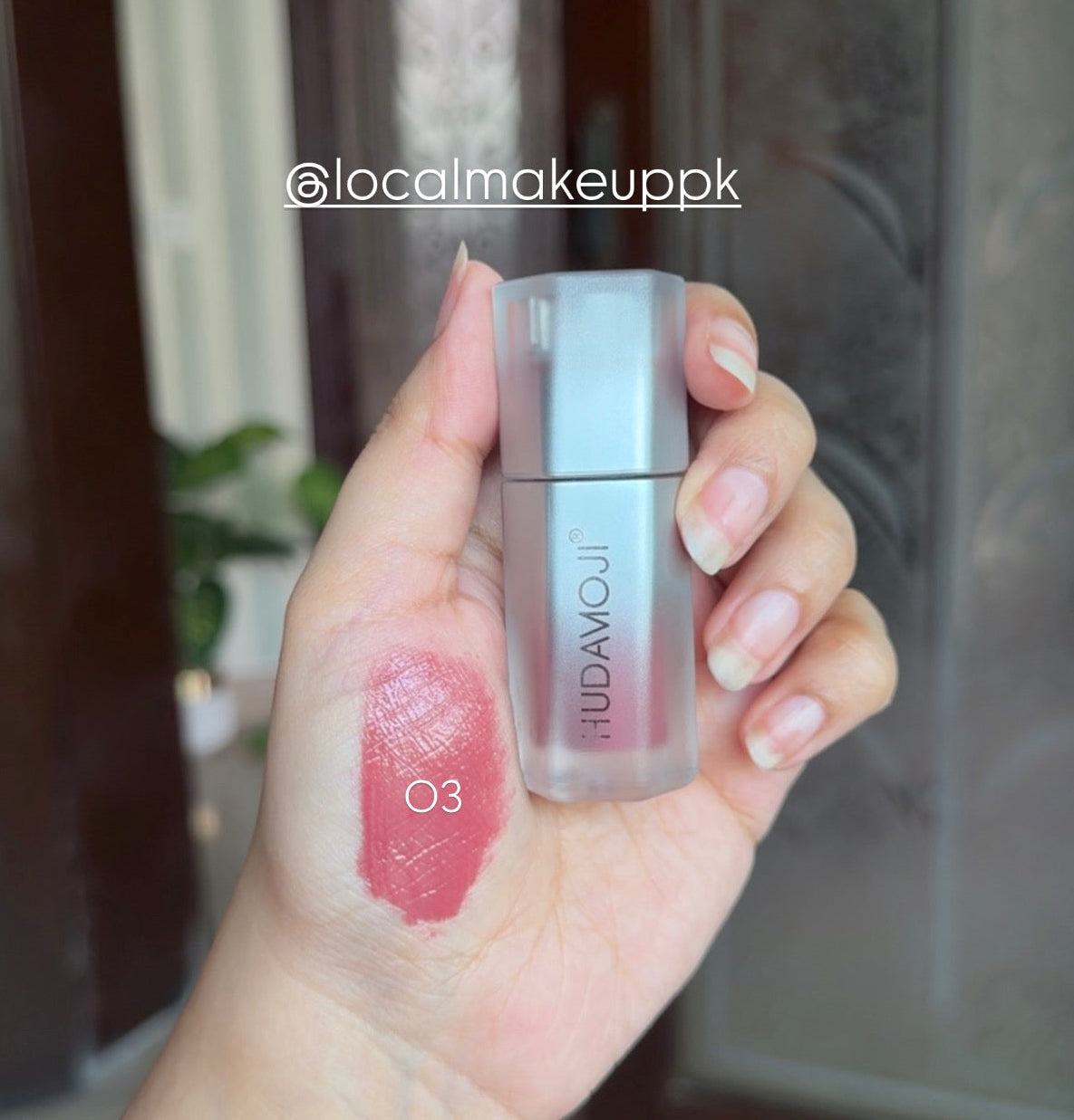 Hudamoji Lustrous Lip Gloss