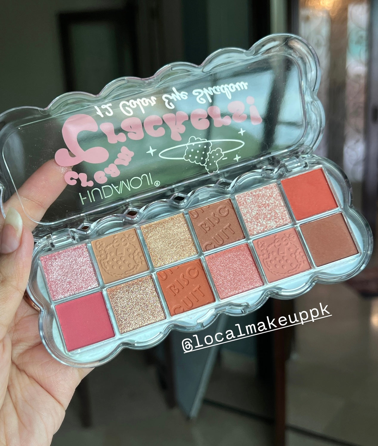 Hudamoji Crackers Eyeshadow Palette